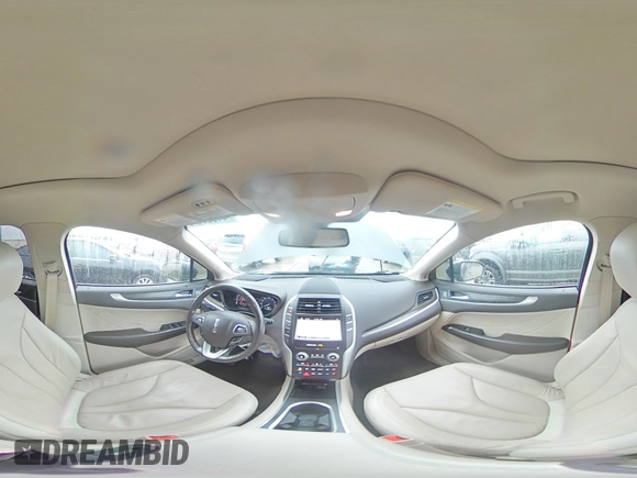 2019 Lincoln MKC Reserve with VIN 5LMCJ3D93KUL29381, listed as a Copart auction lot 44835375 with 83,664 mi miles and Salvage Title. Bid and sale history available at DreamBid. Image 15.
