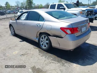 2008 Lexus ES 350 with VIN JTHBJ46G082176501, listed as a IAAI auction lot 41997839 with 209,815 mi miles. Bid and sale history available at carsss.com. Image 3.