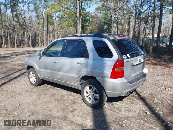 2005 Kia Sportage LX with VIN KNDJF723057130569, listed as a IAAI auction lot 41509247 with 155,777 mi miles and . Bid and sale history available at carsss.com. Image 3.