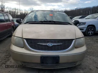 2001 Chrysler Town & Country Limited with VIN 2C8GP64L91R208692, listed as a Copart auction lot 49957205 with 0 mi miles and Salvage Title. Bid and sale history available at carsss.com. Image 5.