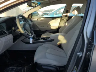 2017 Hyundai Sonata Hybrid SE with VIN KMHE24L39HA064181, listed as a Copart auction lot 82154673 with 84,134 mi miles. Bid and sale history available at carsss.com. Image 7.