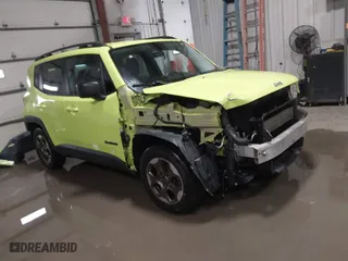 2017 Jeep Renegade Sport with VIN ZACCJAAB4HPF19297, listed as a IAAI auction lot 41561798 with 83,729 mi miles. Bid and sale history available at carsss.com. Image 1.