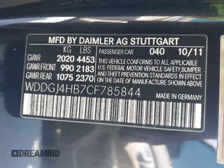 2012 Mercedes-Benz C 250 z VIN WDDGJ4HB7CF785844, wystawiony jako IAAI lot #42750461 z przebiegiem 125 968 mil mil oraz . Historia ofert i sprzedaży dostępna na DreamBid. Obrazek 9.