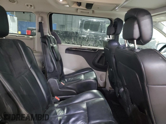 2014 Chrysler Town & Country Limited with VIN 2C4RC1GG9ER156039, listed as a Copart auction lot 88403185 with 111,663 mi miles and Salvage Title. Bid and sale history available at DreamBid. Image 11.