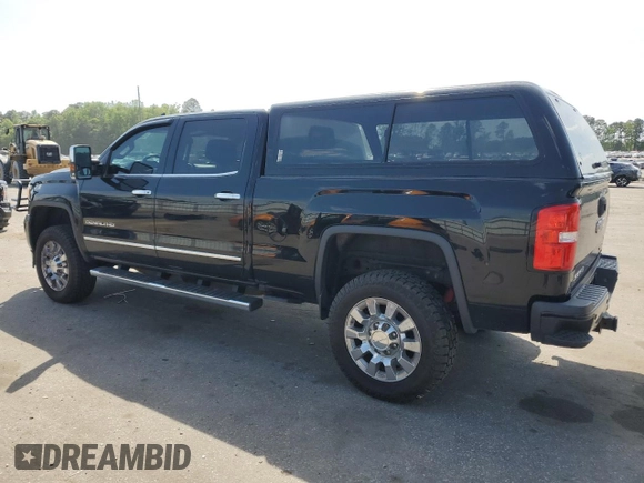 2017 GMC Sierra 2500HD Denali z VIN 1GT12UEY4HF203003, wystawiony jako Copart lot #55095115 z przebiegiem 172 926 mil mil oraz Szkoda całkowita • Salvage title. Historia ofert i sprzedaży dostępna na DreamBid. Obrazek 2.
