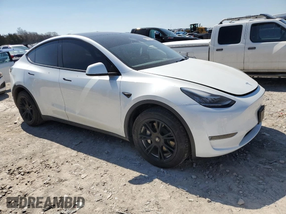 2022 Tesla Model Y Long Range with VIN 7SAYGDEE7NA012634, listed as a Copart auction lot 49206295 with 19,267 mi miles and Clean Title. Bid and sale history available at DreamBid. Image 4.