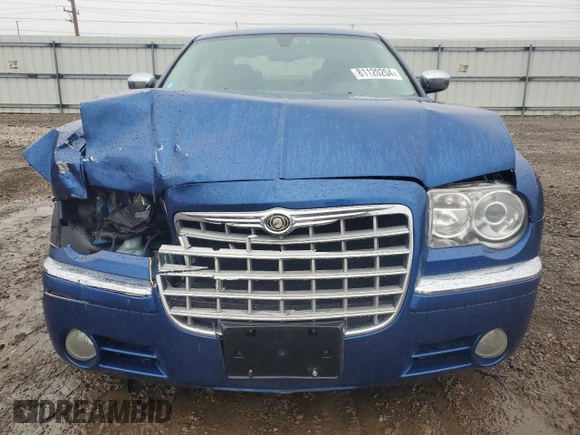 2009 Chrysler 300 with VIN 2C3KA63T29H581920, listed as a Copart auction lot 81120204 with 100,627 mi miles and Salvage Title. Bid and sale history available at carsss.com. Image 5.