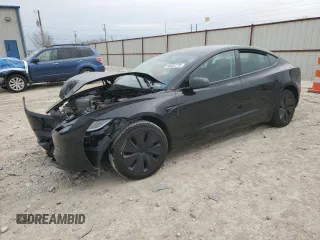 2025 Tesla Model 3 Long Range z VIN 5YJ3E1EA7SF908617, wystawiony jako Copart lot #46367715 z przebiegiem 1 363 mil mil oraz Szkoda całkowita • Salvage title. Historia ofert i sprzedaży dostępna na DreamBid. Obrazek 1.