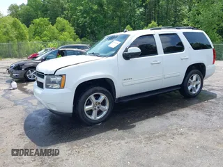 2012 Chevrolet Tahoe LT z VIN 1GNSCBE00CR176056, wystawiony jako IAAI lot #42091159 z przebiegiem 216 650 mil mil oraz . Historia ofert i sprzedaży dostępna na DreamBid. Obrazek 21.