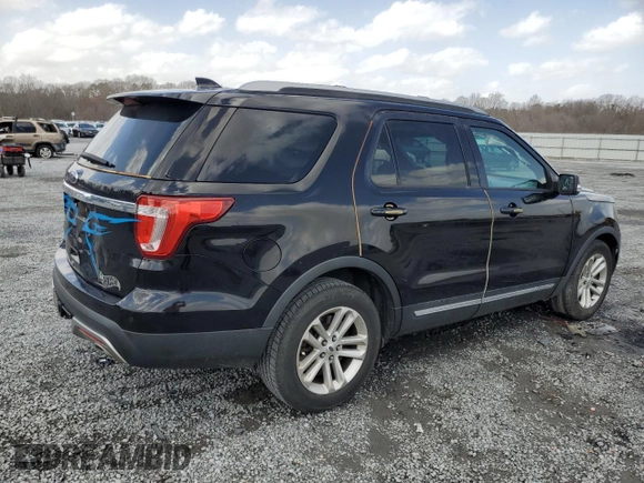 2017 Ford Explorer XLT z VIN 1FM5K7D85HGA35690, wystawiony jako Copart lot #47693985 z przebiegiem 171 884 mil mil oraz Szkoda całkowita • Salvage title. Historia ofert i sprzedaży dostępna na DreamBid. Obrazek 3.