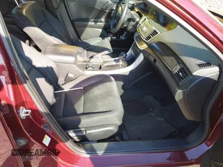 2013 Honda Accord Sport z VIN 1HGCR2F56DA150939, wystawiony jako IAAI lot #42233068 z przebiegiem 210 814 mil mil oraz . Historia ofert i sprzedaży dostępna na DreamBid. Obrazek 5.