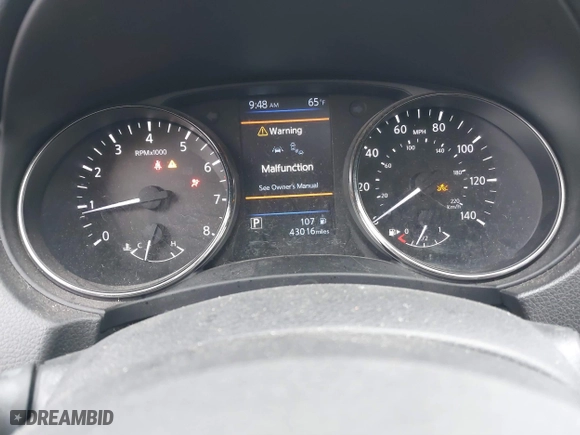 2022 Nissan Rogue Sport SL with VIN JN1BJ1CV5NW349942, listed as a IAAI auction lot 41353695 with 43,016 mi miles. Bid and sale history available at carsss.com. Image 7.
