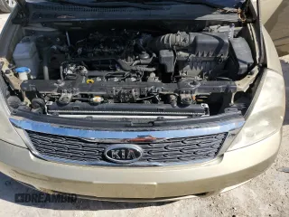 2011 Kia Sedona LX with VIN KNDMG4C7XB6389341, listed as a Copart auction lot 52114875 with 213,916 mi miles and Clean Title. Bid and sale history available at carsss.com. Image 12.