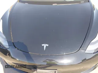 2021 Tesla Model 3 Standard Range Plus z VIN 5YJ3E1EA5MF939299, wystawiony jako IAAI lot #42146702 z przebiegiem 43 382 mil mil oraz . Historia ofert i sprzedaży dostępna na DreamBid. Obrazek 10.