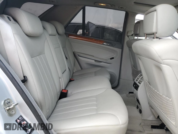 2006 Mercedes-Benz M 350 with VIN 4JGBB86EX6A130614, listed as a Copart auction lot 52069445 with 130,505 mi miles and Clean Title. Bid and sale history available at DreamBid. Image 11.