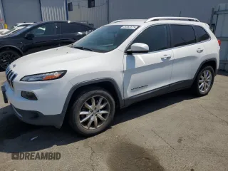 2017 Jeep Cherokee Limited z VIN 1C4PJLDB2HW539611, wystawiony jako Copart lot #59363875 z przebiegiem 131 236 mil mil oraz Szkoda całkowita • Salvage title. Historia ofert i sprzedaży dostępna na DreamBid. Obrazek 1.