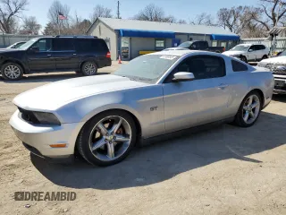 2010 Ford Mustang GT with VIN 1ZVBP8CH8A5143204, listed as a Copart auction lot 47880645 with 75,040 mi miles and Salvage Title. Bid and sale history available at carsss.com. Image 1.