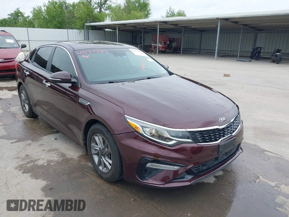 2020 Kia Optima LX z VIN 5XXGT4L37LG402118, wystawiony jako IAAI lot #42137289 z przebiegiem 47 646 mil mil oraz . Historia ofert i sprzedaży dostępna na DreamBid. Obrazek 1.