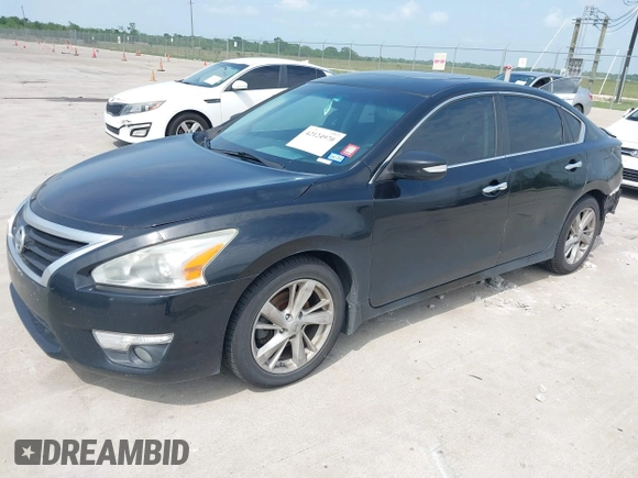 2015 Nissan Altima S with VIN 1N4AL3AP4FC595571, listed as a IAAI auction lot 42124970 with 119,859 mi miles and . Bid and sale history available at DreamBid. Image 2.