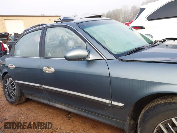 2005 Hyundai Sonata GL with VIN KMHWF25S45A122047, listed as a IAAI auction lot 41433449 with 155,848 mi miles. Bid and sale history available at carsss.com. Image 13.