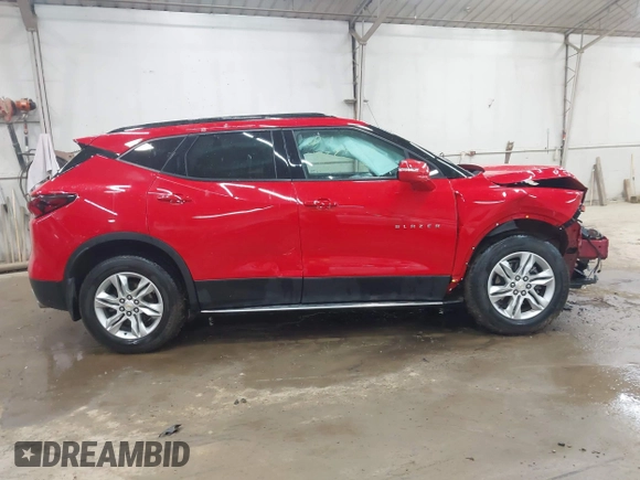 2022 Chevrolet Blazer LT z VIN 3GNKBJR44NS204676, wystawiony jako IAAI lot #42227459 z przebiegiem 32 683 mil mil oraz . Historia ofert i sprzedaży dostępna na DreamBid. Obrazek 13.