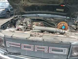 1996 Ford Bronco XL z VIN 1FMEU15N5TLB62693, wystawiony jako IAAI lot #43336514 z przebiegiem 253 845 mil mil oraz . Historia ofert i sprzedaży dostępna na DreamBid. Obrazek 12.