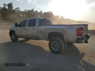 2008 Chevrolet Silverado 3500HD DRW LTZ with VIN 1GCJK33608F111611, listed as a Copart auction lot 76244664 with 287,483 mi miles and Salvage Title. Bid and sale history available at carsss.com. Image 2.