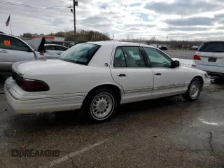 1995 Mercury Grand Marquis LS z VIN 2MELM75WXSX700022, wystawiony jako Copart lot #85558564 z przebiegiem 160 658 mil mil oraz Szkoda całkowita • Salvage title. Historia ofert i sprzedaży dostępna na DreamBid. Obrazek 3.