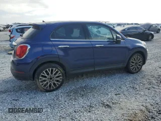 2018 FIAT 500X Lounge with VIN ZFBCFXDBXJP716061, listed as a Copart auction lot 44302775 with 68,128 mi miles and Salvage title. Bid and sale history available at DreamBid. Image 3.