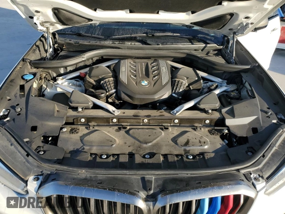 2020 BMW X5 M50i with VIN 5UXJU4C01LLE45993, listed as a Copart auction lot 88904235 with 64,841 mi miles and Salvage Title. Bid and sale history available at DreamBid. Image 12.