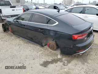 2019 Audi S5 Sportback Premium Plus z VIN WAUB4CF53KA014745, wystawiony jako Copart lot #45696685 z przebiegiem 71 446 mil mil oraz Czysty tytuł • Clean title. Historia ofert i sprzedaży dostępna na DreamBid. Obrazek 2.