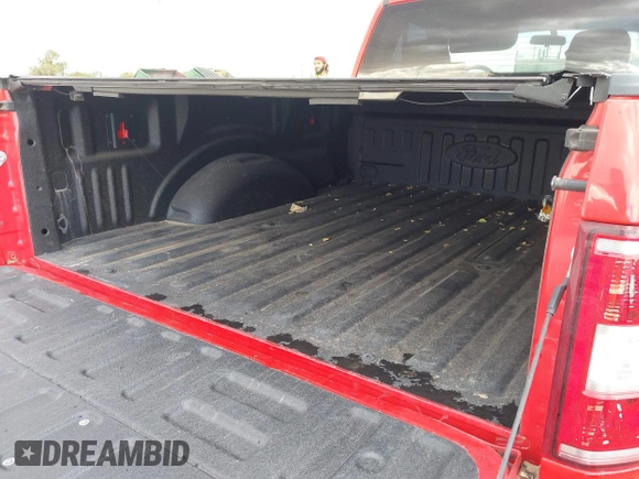 2020 Ford F-150 XL with VIN 1FTMF1CB5LKD83526, listed as a IAAI auction lot 40717113 with 54,070 mi miles and . Bid and sale history available at carsss.com. Image 8.