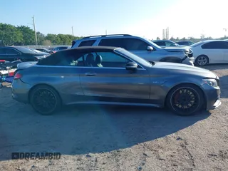 2017 Mercedes-Benz C 63 S AMG z VIN WDDWK8HB2HF517369, wystawiony jako IAAI lot #41167962 z przebiegiem 71 781 mil mil oraz . Historia ofert i sprzedaży dostępna na DreamBid. Obrazek 14.