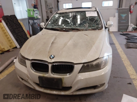 2011 BMW 3 Series 328i with VIN WBAPH5C55BA442391, listed as a IAAI auction lot 41807148 with Not Provided miles and . Bid and sale history available at carsss.com. Image 12.