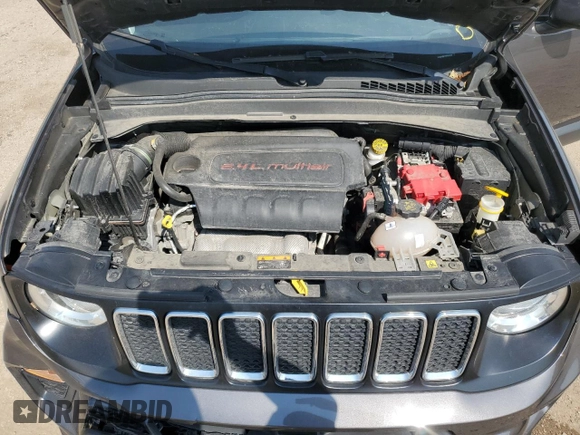 2019 Jeep Renegade Latitude with VIN ZACNJABB7KPK81926, listed as a Copart auction lot 60256765 with 41,904 mi miles and Salvage title. Bid and sale history available at DreamBid. Image 11.