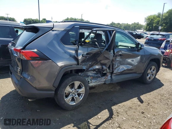 2024 Toyota RAV4 XLE with VIN 2T3P1RFV0RC431189, listed as a Copart auction lot 64742685 with 26,934 mi miles and Clean title. Bid and sale history available at DreamBid. Image 3.