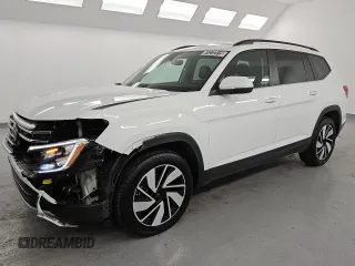 2024 Volkswagen Atlas SE with VIN 1V2WR2CA0RC536554, listed as a Copart auction lot 61272315 with 41,506 mi miles and Clean title. Bid and sale history available at DreamBid. Image 1.