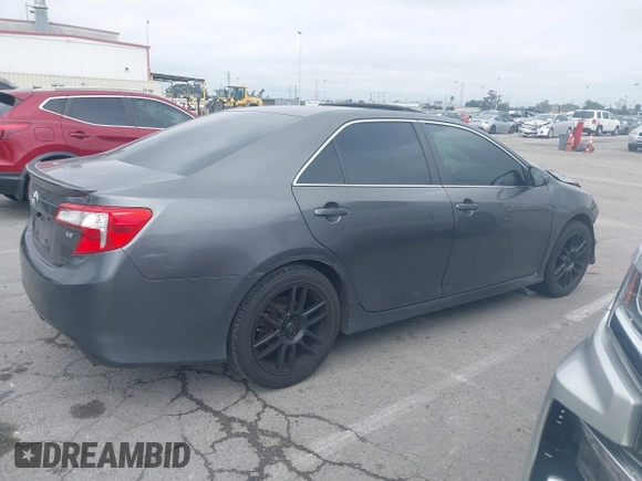 2014 Toyota Camry L with VIN 4T1BF1FK1EU318131, listed as a IAAI auction lot 41912089 with 1 mi miles. Bid and sale history available at carsss.com. Image 14.