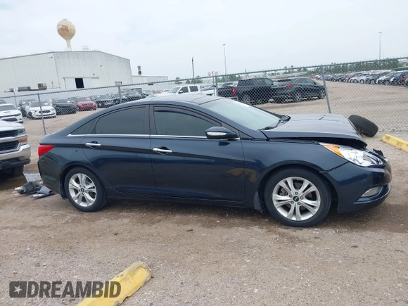 2012 Hyundai Sonata SE z VIN 5NPEC4AC7CH341786, wystawiony jako IAAI lot #41890326 z przebiegiem 114 678 mil mil oraz . Historia ofert i sprzedaży dostępna na DreamBid. Obrazek 14.