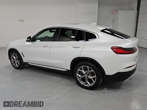 2021 BMW X4 xDrive30i z VIN 5UX2V1C04M9E94765, wystawiony jako Copart lot #49813915 z przebiegiem 34 483 mil mil oraz Czysty tytuł • Clean title. Historia ofert i sprzedaży dostępna na DreamBid. Obrazek 2.