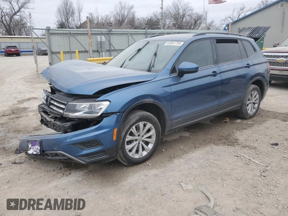 2020 Volkswagen Tiguan S with VIN 3VV0B7AX6LM066232, listed as a Copart auction lot 44961755 with 39,770 mi miles and Salvage title. Bid and sale history available at DreamBid. Image 1.