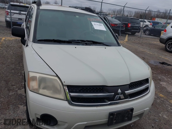 2007 Mitsubishi Endeavor LS with VIN 4A4MN21S47E075272, listed as a IAAI auction lot 41751802 with 189,090 mi miles. Bid and sale history available at carsss.com. Image 6.