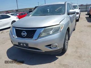 2014 Nissan Pathfinder Platinum with VIN 5N1AR2MM5EC689313, listed as a IAAI auction lot 41939301 with 172,307 mi miles. Bid and sale history available at carsss.com. Image 6.
