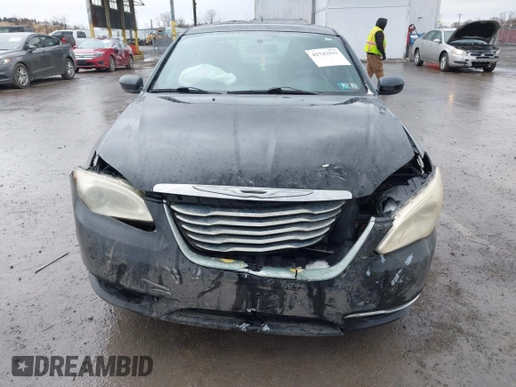2013 Chrysler 200 LX with VIN 1C3CCBAB1DN646919, listed as a IAAI auction lot 41743113 with 167,515 mi miles and . Bid and sale history available at DreamBid. Image 6.