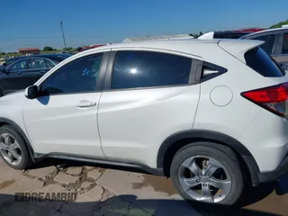2021 Honda HR-V LX with VIN 3CZRU6H32MM742703, listed as a IAAI auction lot 42225960 with 43,897 mi miles and . Bid and sale history available at DreamBid. Image 14.