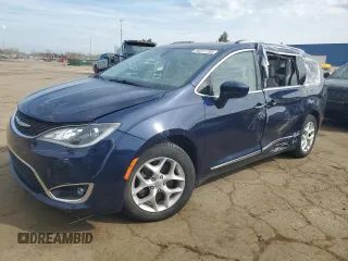 2018 Chrysler Pacifica Touring L z VIN 2C4RC1BGXJR157167, wystawiony jako Copart lot #54011155 z przebiegiem 89 813 mil mil oraz Tytuł czysty. Historia ofert i sprzedaży dostępna na DreamBid. Obrazek 1.