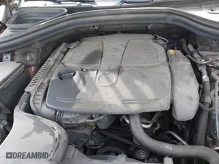 2013 Mercedes-Benz M-Class ML 350 with VIN 4JGDA5HB5DA164292, listed as a IAAI auction lot 41903855 with 209,650 mi miles. Bid and sale history available at carsss.com. Image 10.