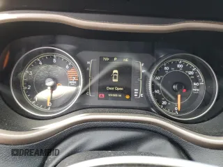 2016 Jeep Cherokee Latitude with VIN 1C4PJMCB3GW253918, listed as a Copart auction lot 55814925 with 101,008 mi miles and Clean Title. Bid and sale history available at carsss.com. Image 9.