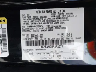 2017 Ford Mustang V6 z VIN 1FA6P8AM9H5353976, wystawiony jako IAAI lot #42359163 z przebiegiem 49 757 mil mil oraz . Historia ofert i sprzedaży dostępna na DreamBid. Obrazek 9.