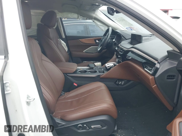 2022 Acura MDX Technology with VIN 5J8YD9H42NL011575, listed as a IAAI auction lot 41459325 with 40,017 mi miles and . Bid and sale history available at DreamBid. Image 5.